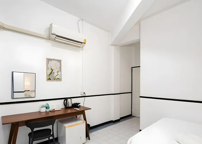 Bob House Hua Lamphong Apartment *