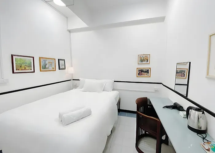Bob House Hua Lamphong *